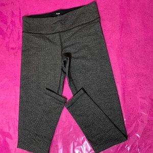Grey work out leggings